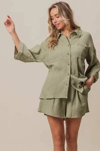BiBi Crinkle Gaze Shirt und Short Set - Bild 1 von 9