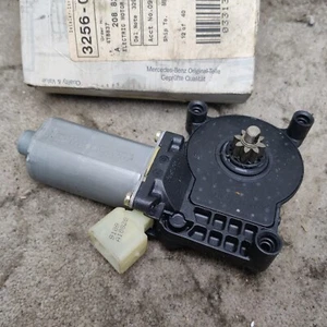 NEW Genuine Mercedes W208 CLK Window Motor Right Door Bosch 2088202842 NOS - Picture 1 of 5