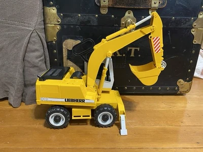 Bruder Liebherr 912 Excavator w/Hand Control Rotating Cab Yellow Made In Germany - Image 1 of 4