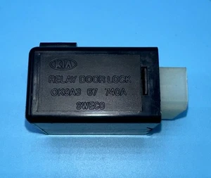 Door Lock Relay OE Fits Genuine KIA Motors/HYUNDAI 0K9A3 67740A - Picture 1 of 3