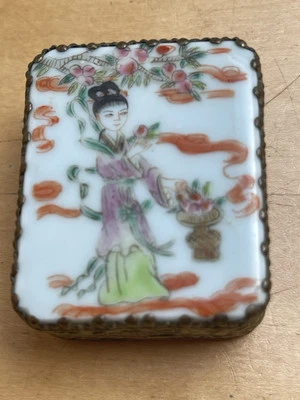 CHINO.PLATA DE LEY VINTAGE,PORCELANA PINTADA A MANO TAPA INSERTO,COMPACTO,HLMK. Foto 1 de 4