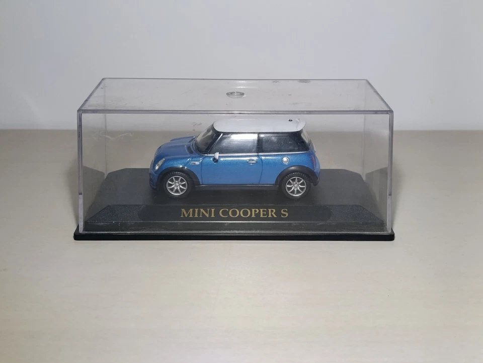 Mini Cooper S Road Signature 94248 Modellino  Die cast 1/43 - Immagine 1 di 4