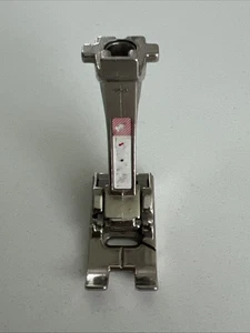 Genuine Bernina #1 Reverse Pattern Foot  - New Style - Picture 1 of 2