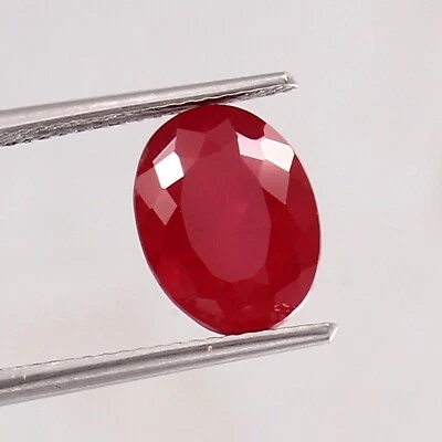 Flawless Mozambique Ruby 10x8mm Oval Cut | Red Loose Gem for Jewelry - Image 1 of 4