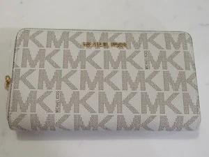 Cartera Michael Kors MK Logo Jet Set Cremallera Alrededor Vainilla - Imagen 1 de 8
