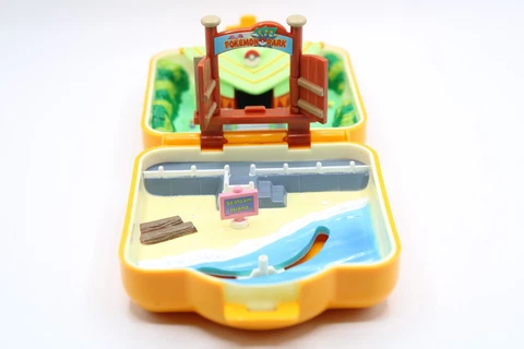 Pokemon Polly Pocket Park Mini Playset Vintage  Rare (A21) Cover