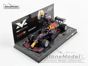 Red Bull F1 RB16B Max Verstappen Monaco GP 2021 WDC 1:43 MINICHAMPS with Figure - Picture 1 of 10