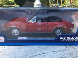 Maisto ERTL Auto Die Cast Scala 1:18 1967 Camaro Rosso Conv - Foto 1 di 1