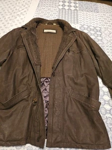VINTAGE! Men's Perry Ellis Leather Coat/sherpa Collar/ XL/ Deep Olive Green - Picture 1 of 24