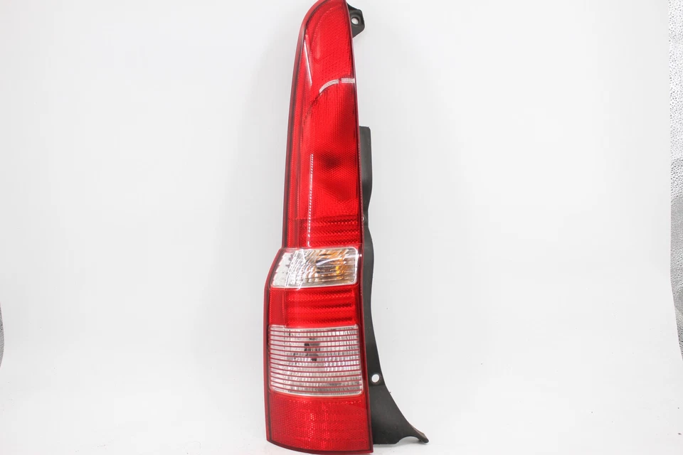 Luz trasera Fiat Panda 2003-2012 (lado pasajero) Foto 1 de 1