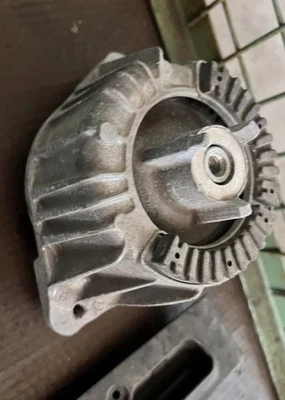 A2122406017 supporto motore destro per MERCEDES-BENZ CLASE E (BM 212) LIM - Immagine 1 di 2