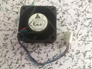 DELTA EFB0405LD-ROO 4020 4cm 5V 0.16A Double Ball Server Cooling Fan - Picture 1 of 3