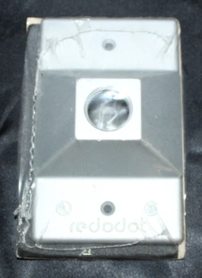 RLC11 Red Dot S201E Lampholder Cover 1/2-inch, Single Hole, Silver 042269652262 - Image 1 of 2