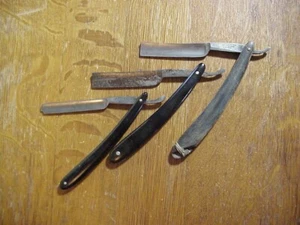 3 Antique STRAIGHT RAZORS with Black Handles - Bild 1 von 6