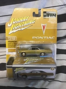 Johnny Lightning Pro Collector Storage Tin & PONTIAC 1967 Pontiac GTO - Gold - Picture 1 of 3