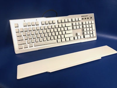 USED Roccat Vulcan 122 Wired RGB Mechanical Gaming Keyboard/MISSING VOLUME KNOB - Image 1 of 4