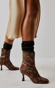 Free People Womens Remy Leather Ankle Booties Cuero Snake EU 39 US 8 1/2 New - Picture 1 of 6
