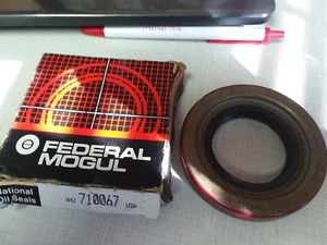 NATIONAL FEDERAL MOGUL OIL SEAL 710067 NOS - Picture 1 of 2