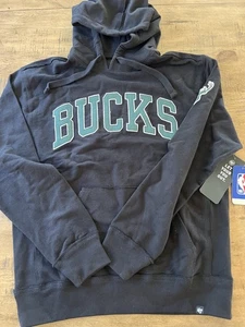 Neu mit Etikett $ 145 '47 Milwaukee Bucks tiefschwarzer Premium genähter Hoodie Sweatshirt für Herren  - Bild 1 von 7