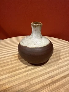 Pottery Vase Small Two Toned SH5 - Picture 1 of 6