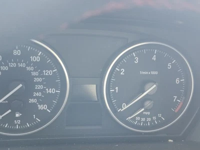 X1 2014 equipo original velocímetro calibre clúster 110 k millas BMW Foto 1 de 4
