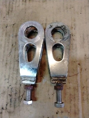 Ajustadores de cadena de eje trasero Honda CB750K CB550K CB500K VF750F VF700F 1969-1984 Foto 1 de 4