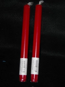 Velas cónicas, rojas, juego de 2, 7/8" x 10", hechas en Alemania, sin goteo, quemadas 8-10 NUEVAS - Imagen 1 de 8