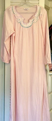 Camisón de salón vintage Vanity Fair marfil polar M Foto 1 de 4