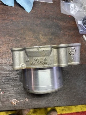 Jarra de pistón cilindro motor KTM 350 Sx-F 2016-2018 extremo superior 18 Ktm350sxf Foto 1 de 4