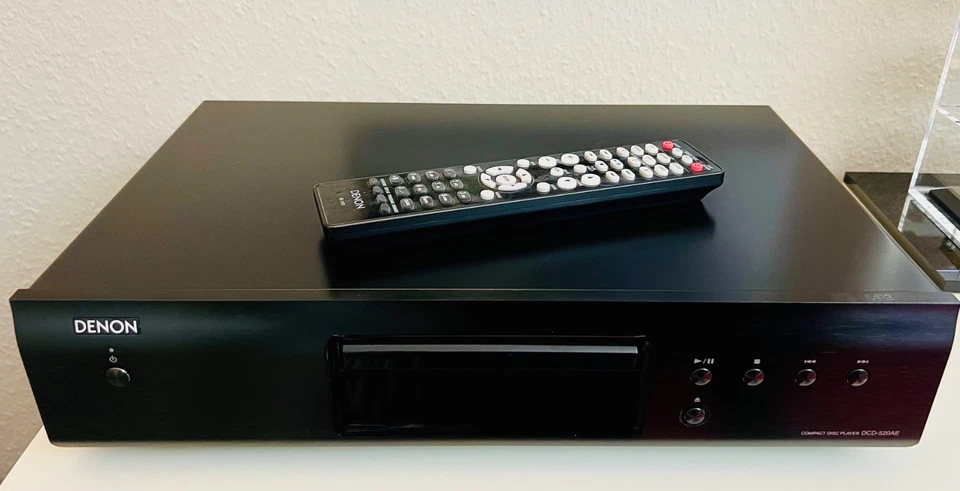 Denon DCD-520AE CD-Player, Alu Frontblende, ECO-Standby, Burr Brown Wandler, TOP - Bild 1 von 2