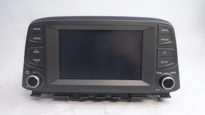 Дисплей радиоприемника 2019-2021 Hyundai Kona рынок США 96160-J9160 OEM LKQ - Изображение 1 из 4