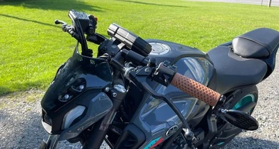 Пластина адаптера клипона Yamaha MT07 2021-24 со стандартным Черные планки - 12-1417 - Изображение 1 из 4