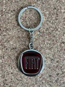 METAL FIAT KEYRING/KEYCHAIN , PRICE INCLUDES POSTAGE COST - Picture 1 of 3