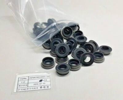 SKF 24256576-50 Seal Auto Man Shaft Transmission 24256576 (Pack of 50) 556693-59 - Image 1 of 4