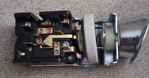 1969 1970 MUSTANG HEADLIGHT SWITCH ASSEMBLY - Picture 1 of 6
