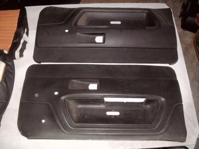 Pair OEM MOPAR 🚨Black Interior Door Panels🚨 Challenger Dodge Plymouth - Изображение 1 из 3