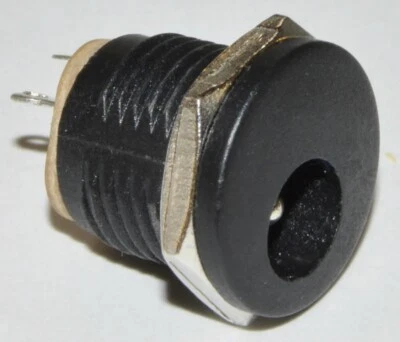 DC Power Jack Female Socket Barrel Connector - Panel Mount - 5.5 x 2.1mm - Image 1 of 4