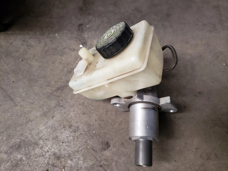 1999-2000-01-02-03-2006 MERCEDES-BENZ W220 S430 S500 S600 CILINDRO MAESTRO FRENO  Foto 1 de 4