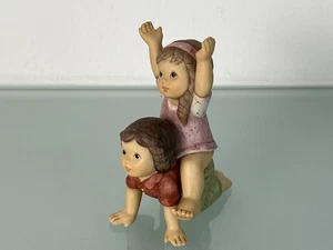 Goebel Figur Porzellan Nina und Marco 7,5 cm x 10,5 cm. Top Zustand - Picture 1 of 4