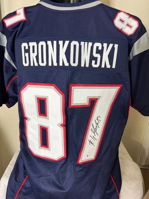 Футболка с автографом Роба Гронковски из New England Patriots Beckett BAS - Изображение 1 из 2
