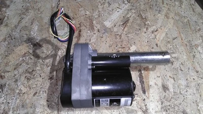 Cinta de Correr Vision Fitness T9200 y T9300 Inclinación/Motor de Elevación Foto 1 de 3