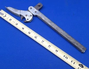Vintage Globemaster 60560 EZ Nail Puller Japan Hand Tool Antique Globe Master - Picture 1 of 14