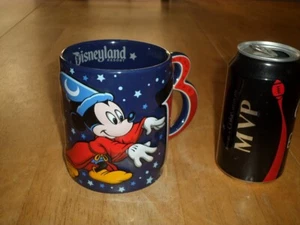 [DISNEYLAND RESORT] 3-D MICKEY MOUSE & 2013 yr. HANDLE, Ceramic Coffee Cup, VINT - Picture 1 of 12
