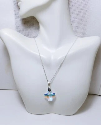 Elegante collar de plata de ley y colgante de cristal cruz multicolor de Swarovski Foto 1 de 3