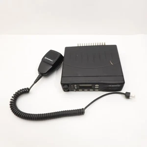 Radio bidireccional Motorola GTX modelo M11UGD6CB1AN de colección con micrófono de mano - Imagen 1 de 9