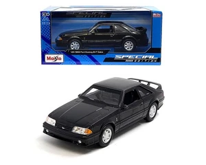 Ford Mustang SVT Cobra 1993 Maisto escala 1:24 - Imagen 1 de 3