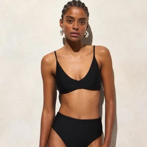 ¡¡NUEVO CON ETIQUETAS!! J. Top de bikini CREW Lana clásico esculpido negro liso escote en V natación mediano - Imagen 1 de 16