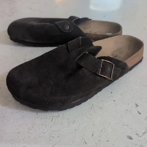 Zoccoli Birkenstock Betula in pelle scamosciata marrone cioccolato | Taglia 285 M 11 US - Foto 1 di 11