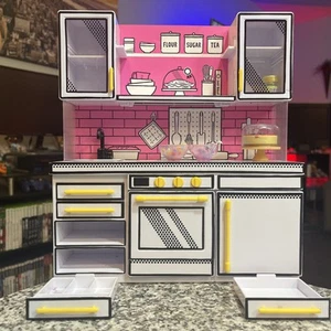 MGA's Miniverse Make It Mini Kitchen & Accessories w/ 2 Extra Drawers ⭐️ WORKS - Picture 1 of 5