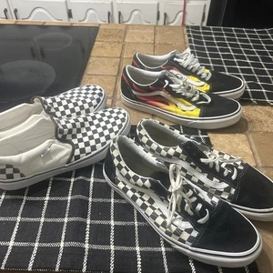 Scarpe uomo Vans lotto di 3 taglia 12 old skool e classiche basse - Foto 1 di 23